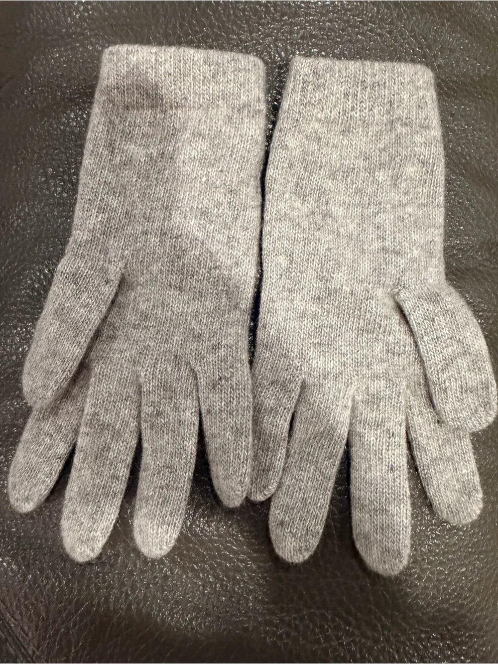 Portolano 100% Cashmere Gray Knit Gloves NWOT